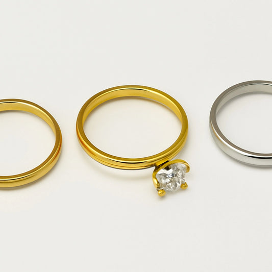 Classic Gold & Silver Wedding Ring Set with Solitaire stone