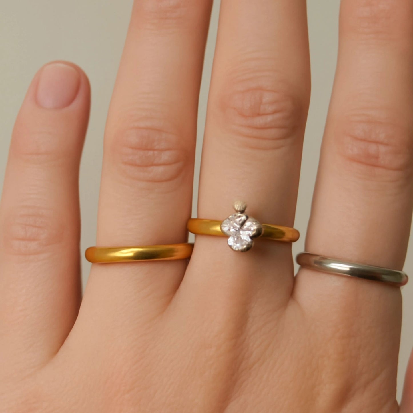 Classic Gold & Silver Wedding Ring Set with Solitaire stone