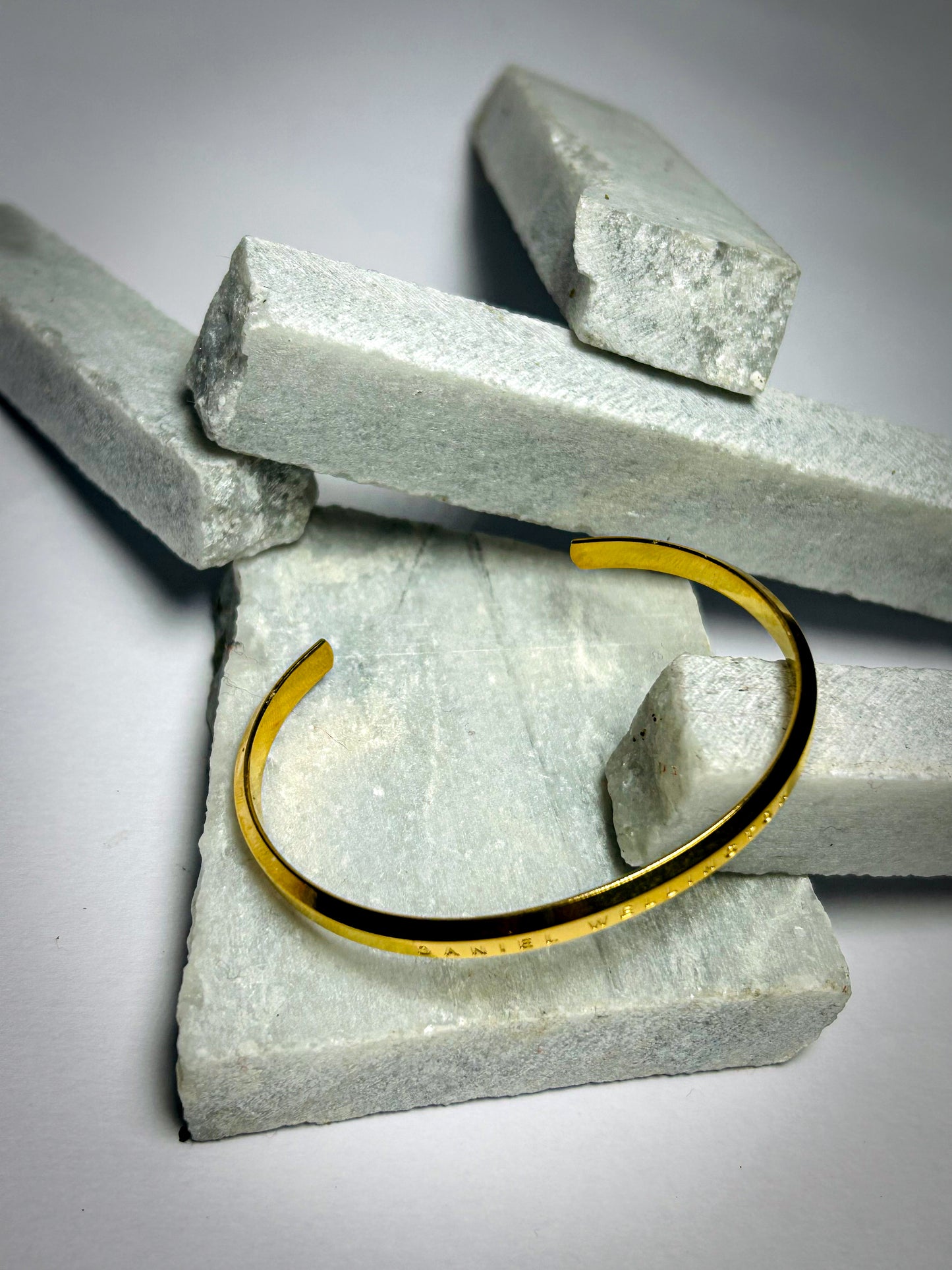 Daniel Wellington Classic Gold Cuff Bracelet