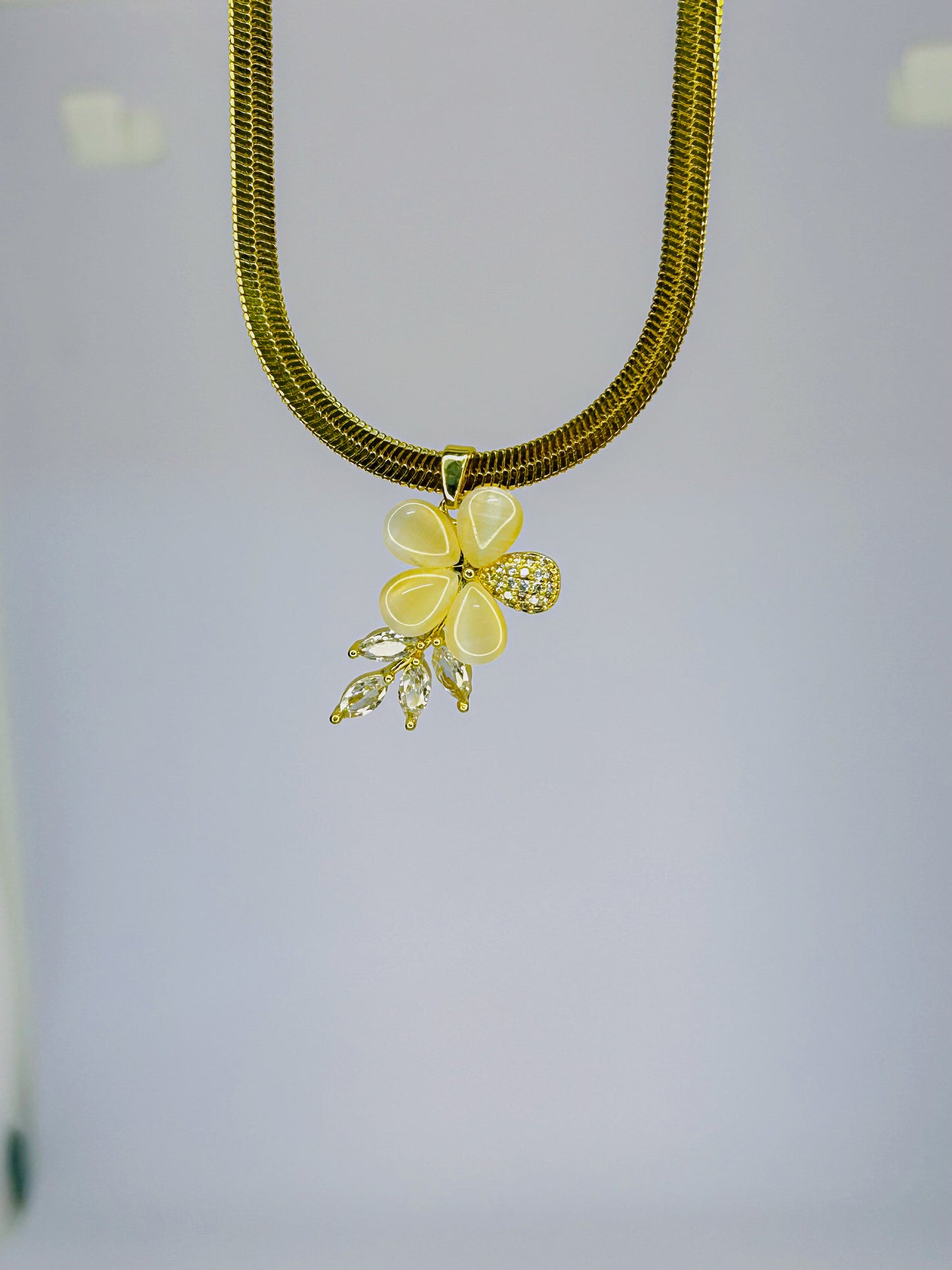 Golden Flower Crystal Necklace